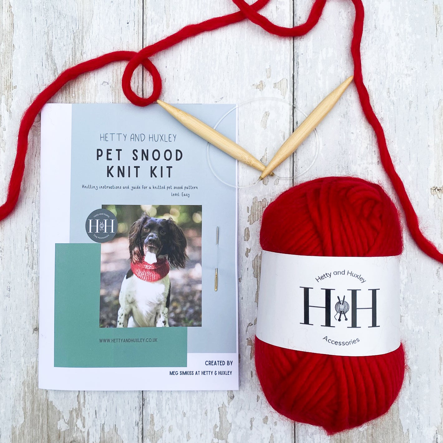 HETTY AND HUXLEY PET SNOOD KNIT KIT