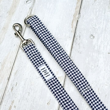 HETTY AND HUXLEY NAVY GINGHAM PET LEAD