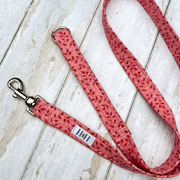 HETTY AND HUXLEY PINK WITH RED LEAVES PET LEAD