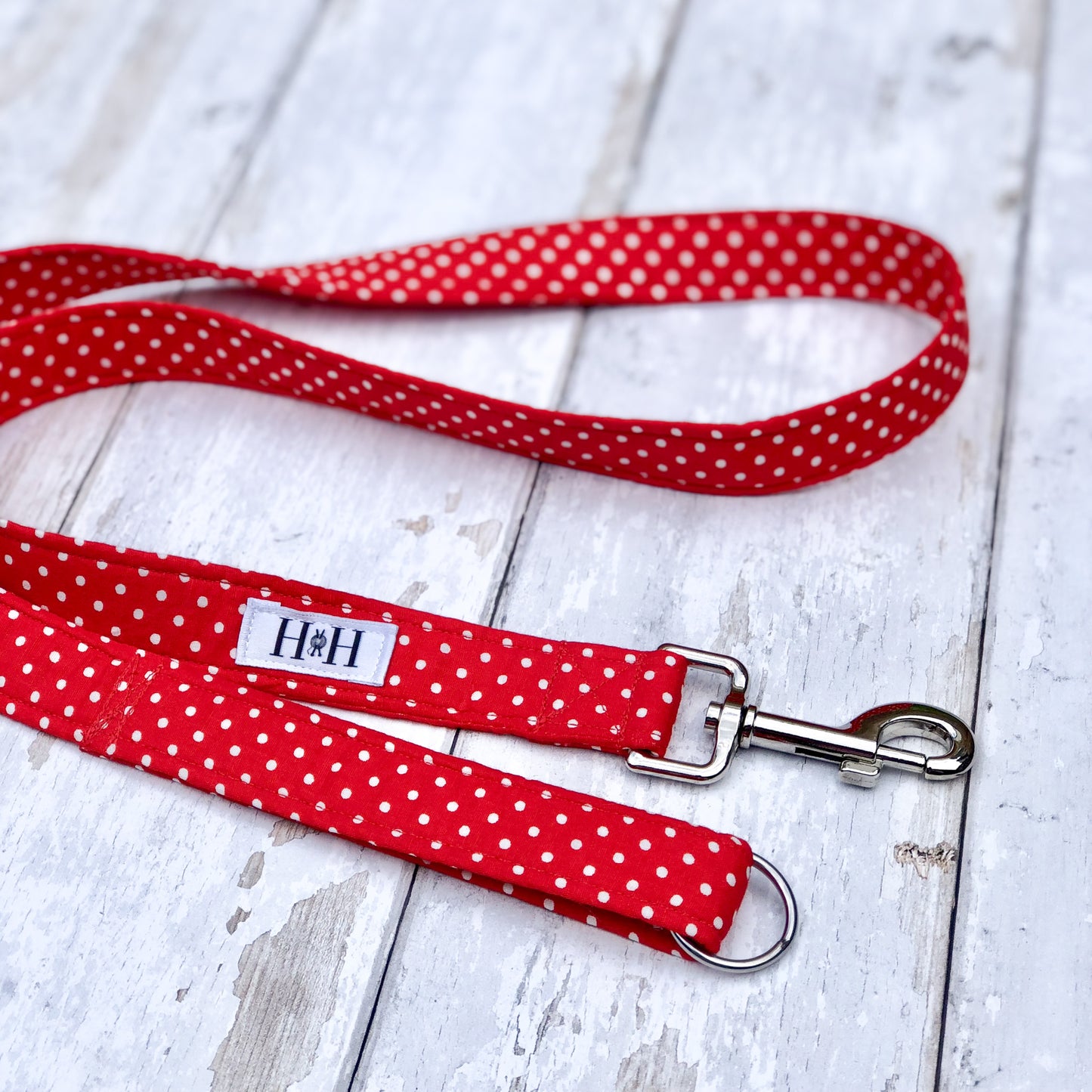HETTY AND HUXLEY RED POLKA DOT LEAD
