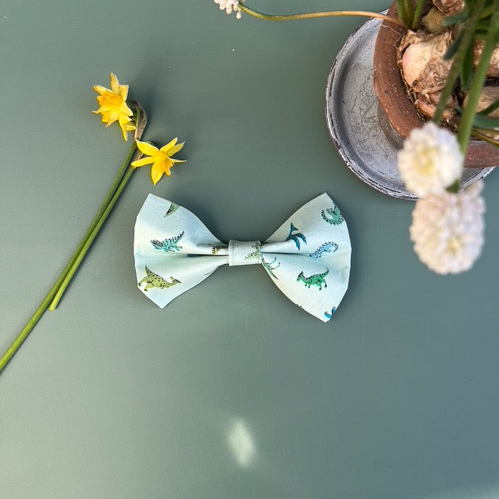 Green Dinosaurs Pet Bow / Bow Tie
