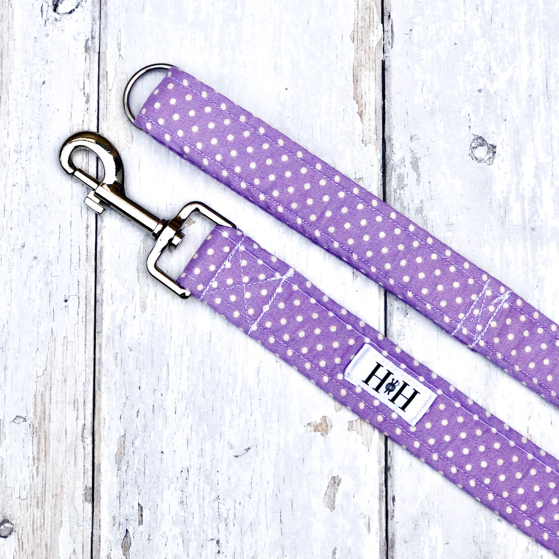 HETTY AND HUXLEY LILAC POLKA DOT LEAD